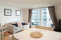 St Georges Wharf Apartments London Ngoại thất bức ảnh